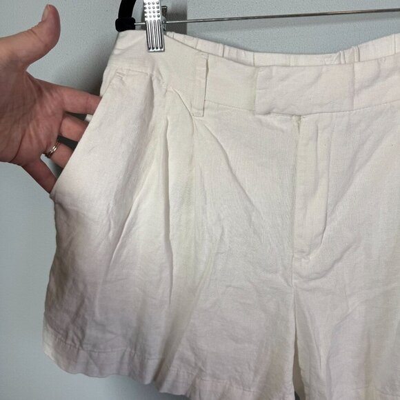 A New Day Womens White Linen Blend Pleated Front Paper Bag Shorts Sz 12 Casual - Picture 6 of 11
